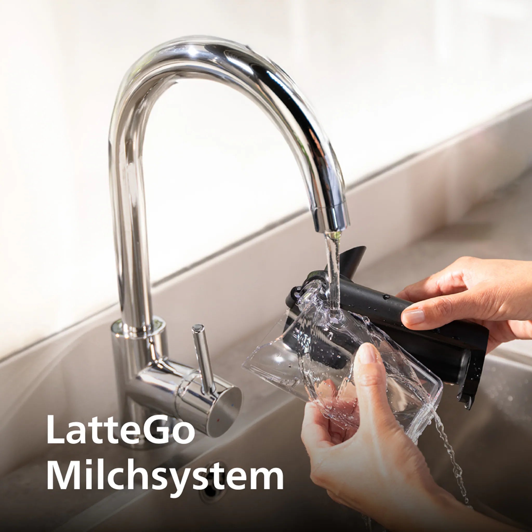 PHILIPS EP5547/90 Serie 5500 LatteGo 19 Kaffeespezialitäten Kaffeevollautomat Schwarz verchromt